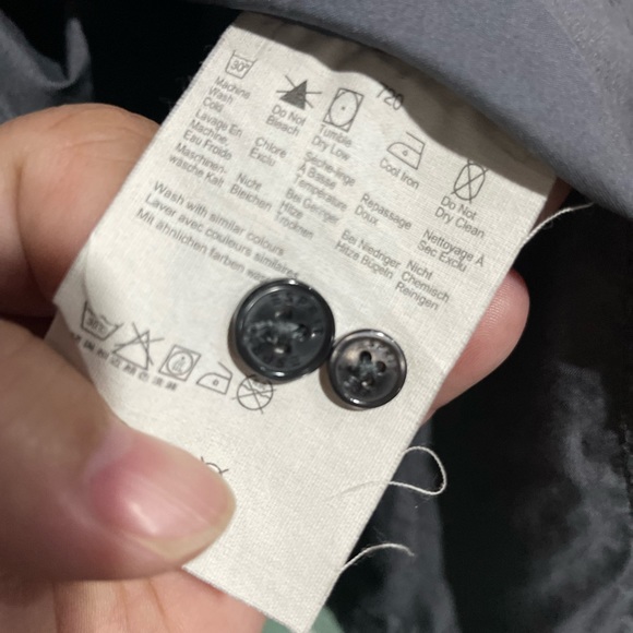 Used but almost new. Esprit brand. Chest 19”inches /shoulder 17”inches. - Picture 4 of 5